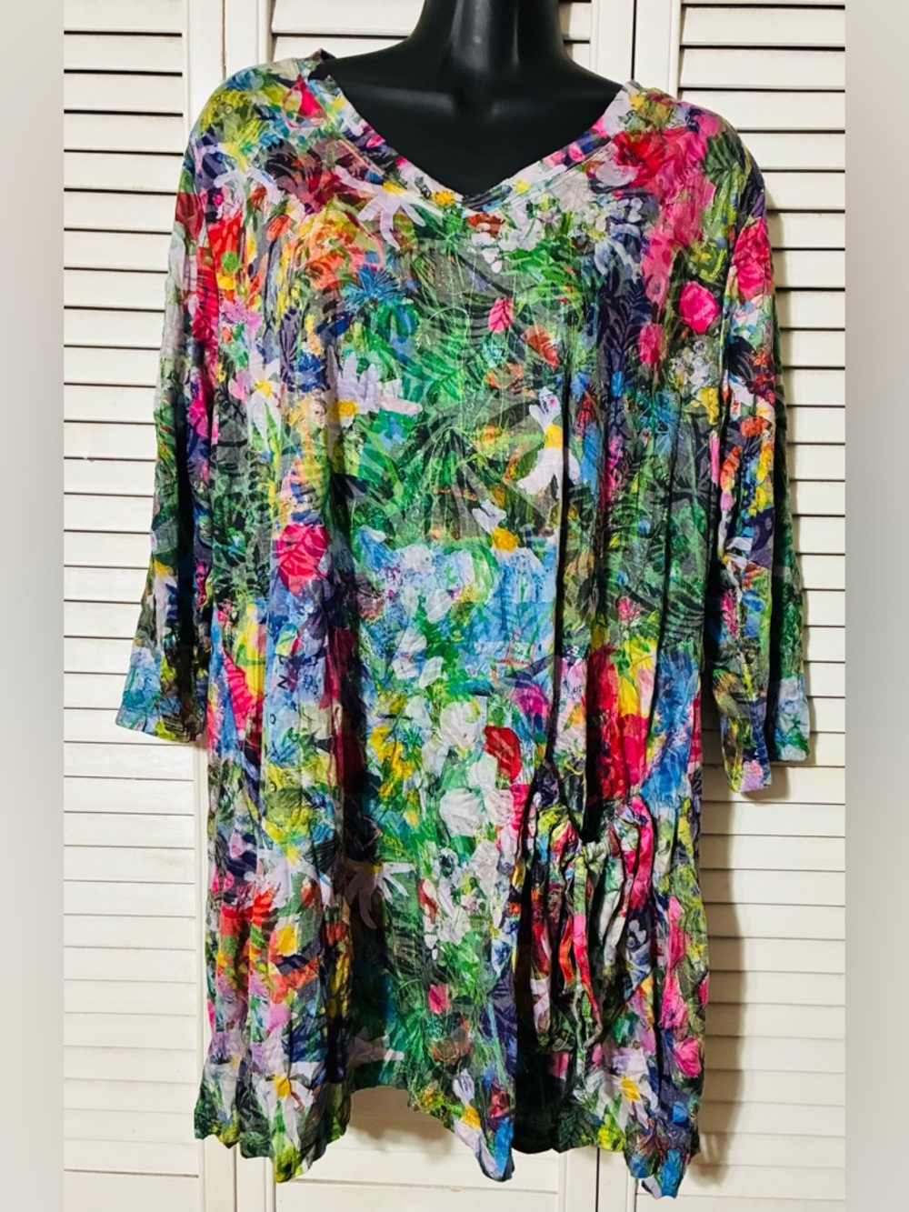 Shana Multicolor Floral V-Neck Women’s soft Tunic Top